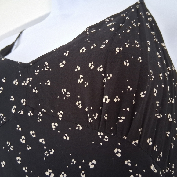 Saltwater LUXE/ Elegant Black & White Maxi Dress/ Side Zipper/ Size US L - Picture 6 of 16